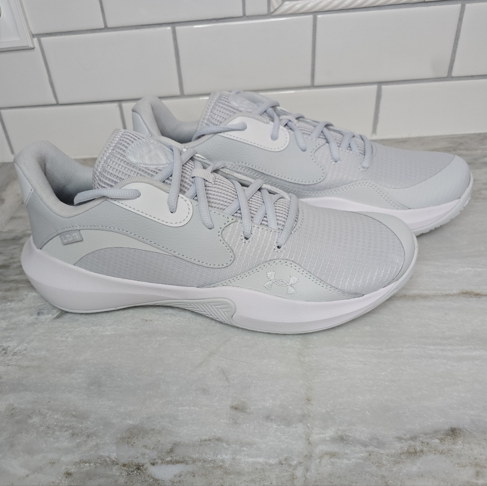 Under Armour Lockdown 7 Basketball Shoes Gray White Men’s 11.5 NWOT